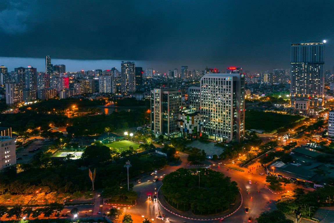 Website design in Hanoi - modern skyline