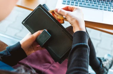Thiết Kế Website Theo Mùa Lễ Hội: Nên Làm Tới Đâu?