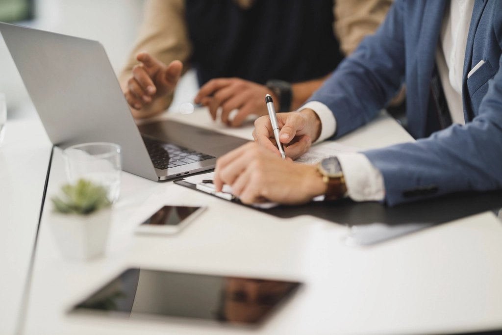 website cho công ty bảo hiểm minh hoạ